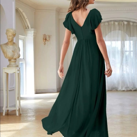 Long Dark Green formal gown, medium - Picture 2 of 5